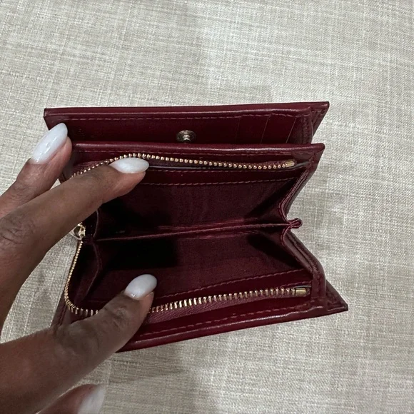 Gucci Wallet - Picture 7 of 8